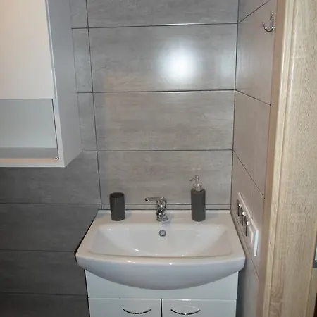 Apartament Mietowy *
